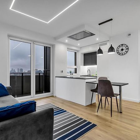 12Th Floor Wola Modern Apartment Варшава Екстер'єр фото